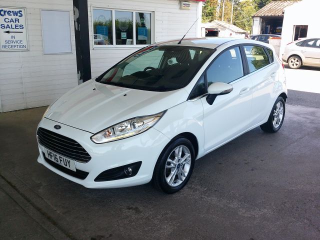 Ford Fiesta 1.0T EcoBoost Zetec Hatchback 5dr Petrol Manual Euro 6 (s/s) (100 ps)