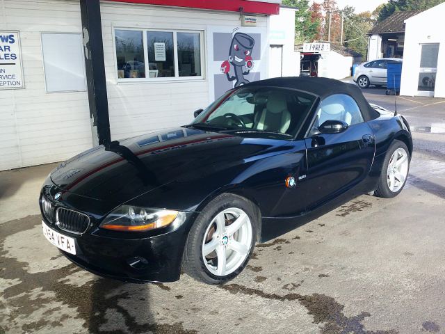 BMW Z4 2.2i 170bhp SE Roadster Convertible 2dr