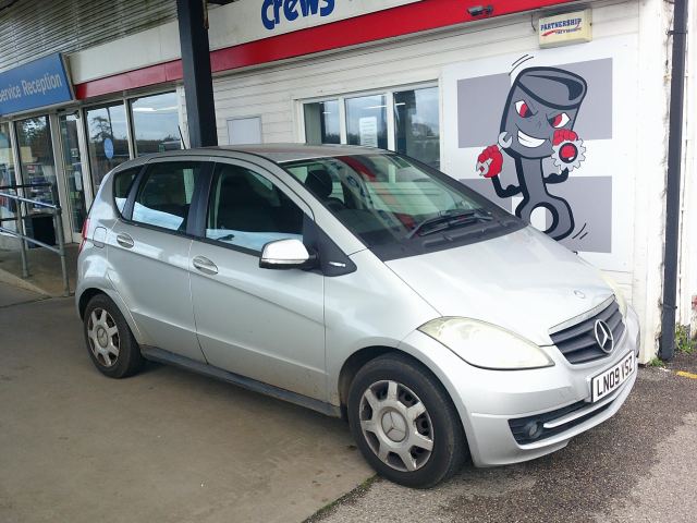 Mercedes-Benz A Class 1.5 A160 BlueEfficiency Classic SE Hatchback 5dr Petrol Manual (139 g/km, 95 bhp)