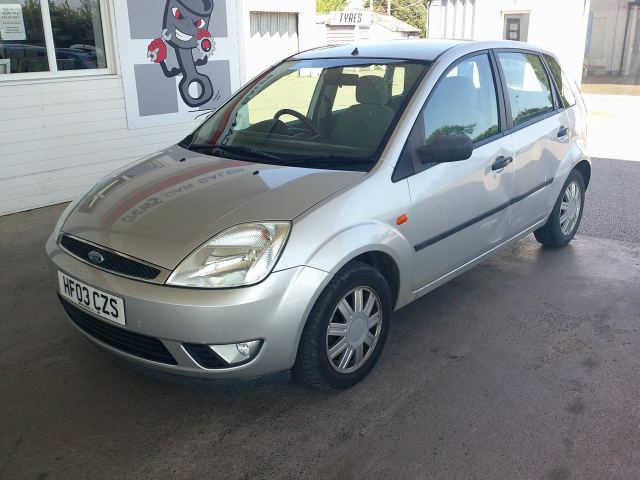 2003 (53) Ford Fiesta 1.4 Ghia Hatchback 5dr Petrol Manual (153 g/km, 79 bhp)